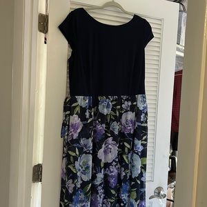 SLNY Maxi Dress